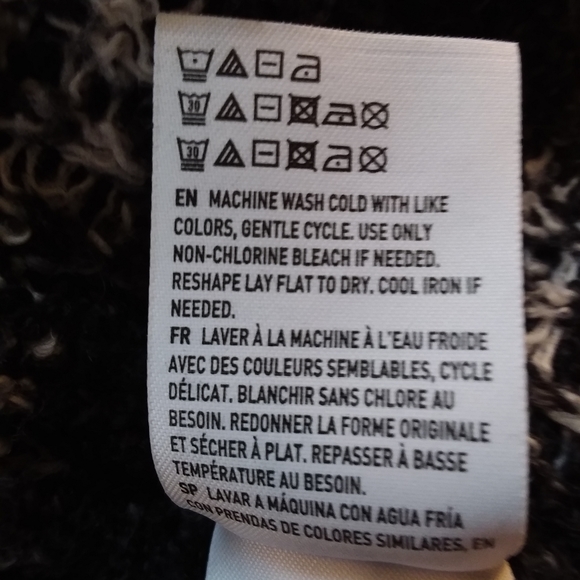 American Eagle Outfitters Grey/White Crew SweaterA - Picture 11 of 11